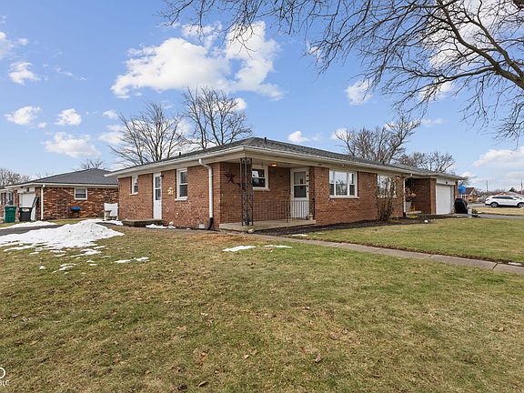2nd image of 291 Meadow Dr #293