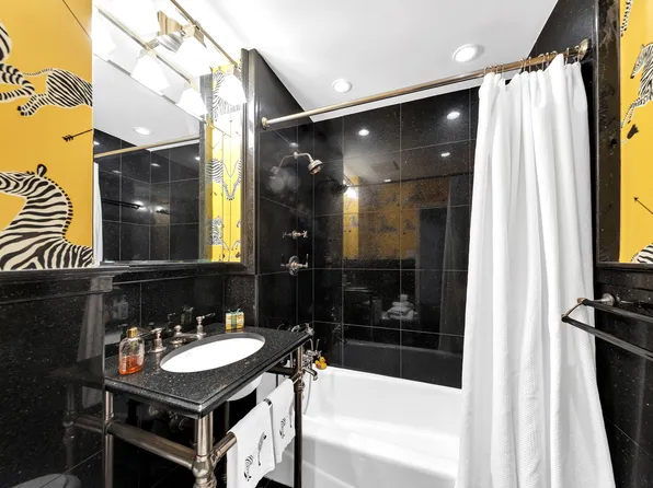 49 East 86th Street 3A image 9 of 9