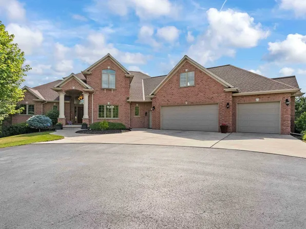 3185 Tordeur Ln, Green Bay, WI 54311