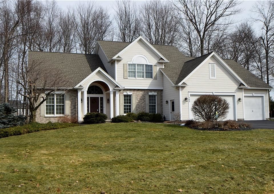 1st image of 560 Deer Haven Dr