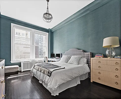 Rented by Compass | media 18