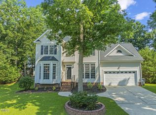 208 Holly Green Ln, Holly Springs, NC 27540