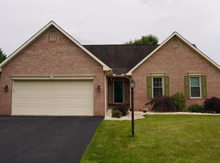 97 Hastings Dr, Falling Waters, WV 25419