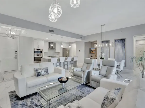 1135 3rd AVE S #206, NAPLES, FL 34102