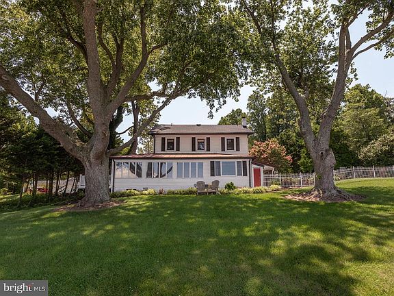 2nd image of 5430 Beach Dr