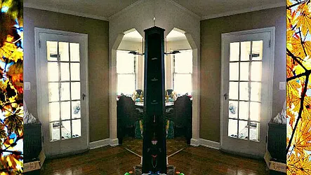 Rented by Eleni Moustakis LREB