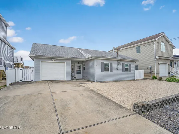 13 Lake Superior Drive, Little Egg Harbor, NJ 08087