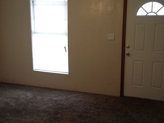 5th image of 624 N Walker St