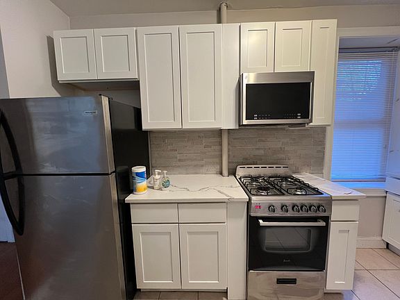 2nd image of 76 Congress St #206