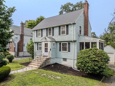 99 Oakdale Rd, Newton, MA, 02461