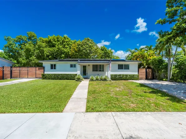 9841 Dominican Dr, Cutler Bay, FL 33189