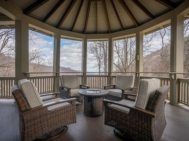287 Whisper Mountain Dr — Photo 37