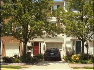 2514 Isham Randolph Dr, Herndon, VA 20171
