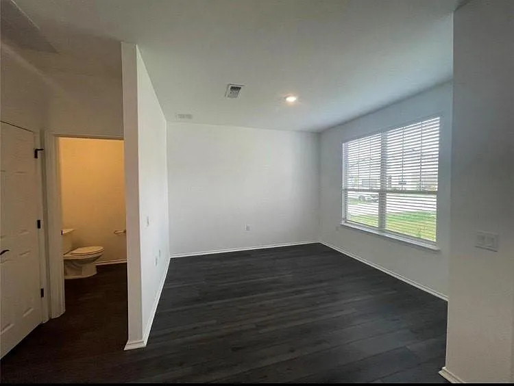 6721 Ellsworth Walk — Photo 5