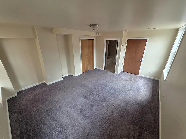 52 N 2nd St #3 — Photo 16