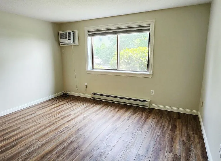 467 High St #4 — Photo 11