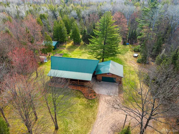 N5040 County Road 607, Iron Mountain, MI 49801