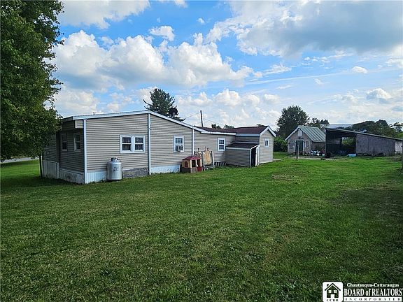 4th image of 2125 Fox Rd