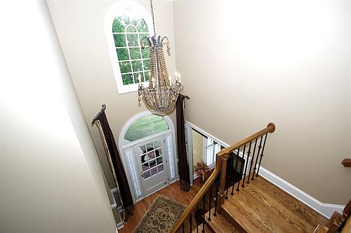 2-Story Foyer