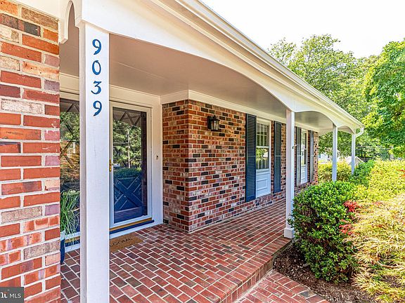 4th image of 9039 Ashmeade Dr