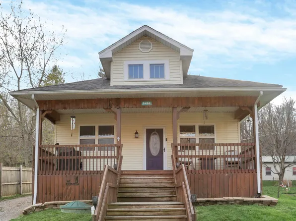 5495 Hoover St, East Fultonham, OH 43735