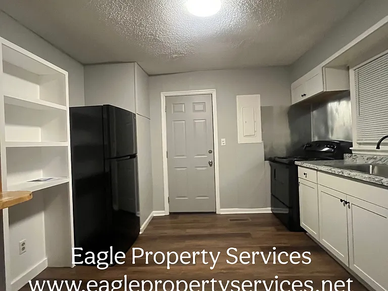 204 Walthall Ave #A — Photo 3