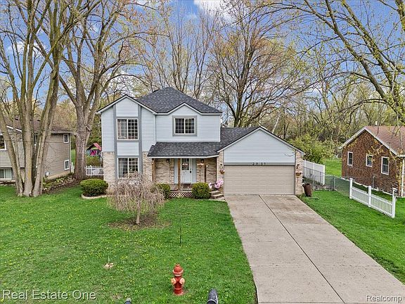 2nd image of 2931 Wisconsin Rd
