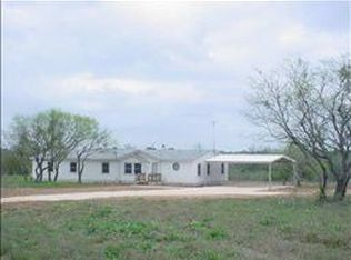 2310 Warncke Rd, La Vernia, TX 78121