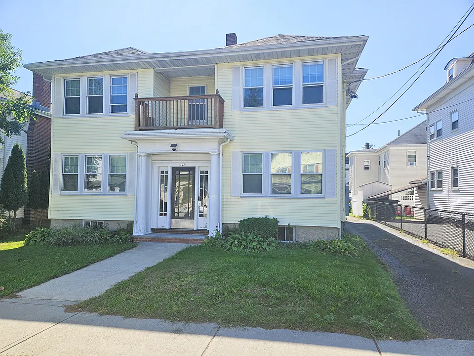 143 Atlantic St #4