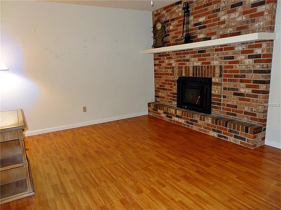 3rd image of 22 Pine Run