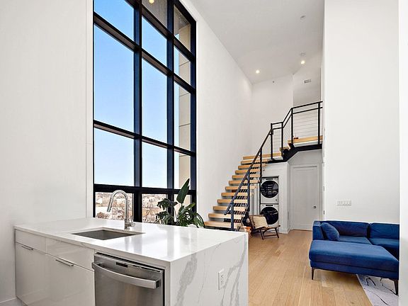 5th image of 6025 Boulevard E #602