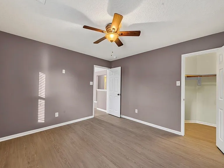11623 Greensbrook Garden Dr — Photo 17