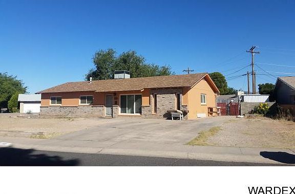 2nd image of 2601 Mullen Dr