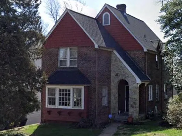 4048 21st St N, Arlington, VA 22207