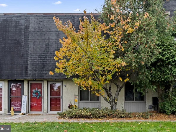 4702 Chelsea Ct #A, Bensalem, PA 19020
