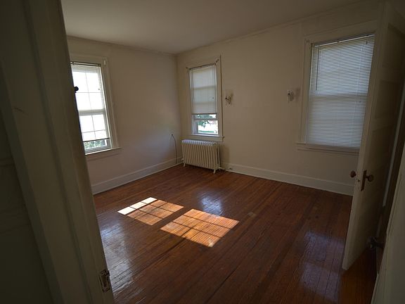 5th image of 1700 Edmondson Ave APT C