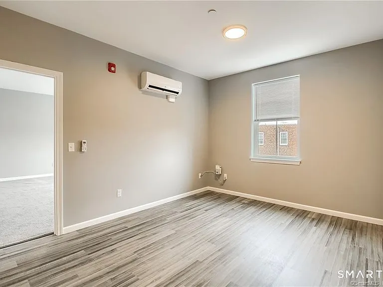 9 Steele Blvd #306 — Photo 10