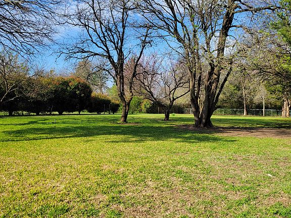 5th image of 424 Ridgeview Rd