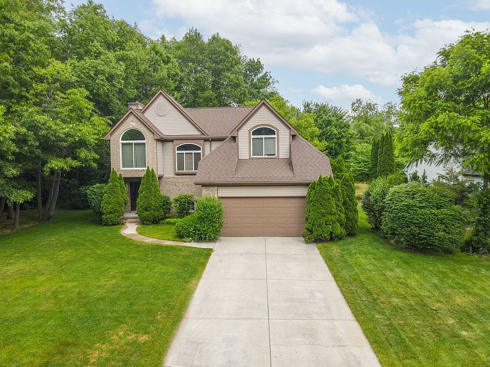 1st image of 146 Garland Way