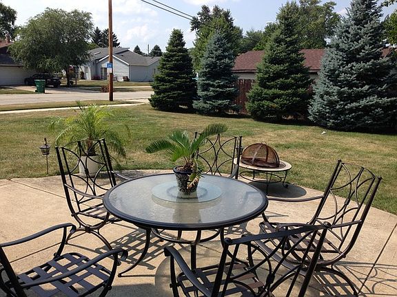 5th image of 8458 S New Castle Ave