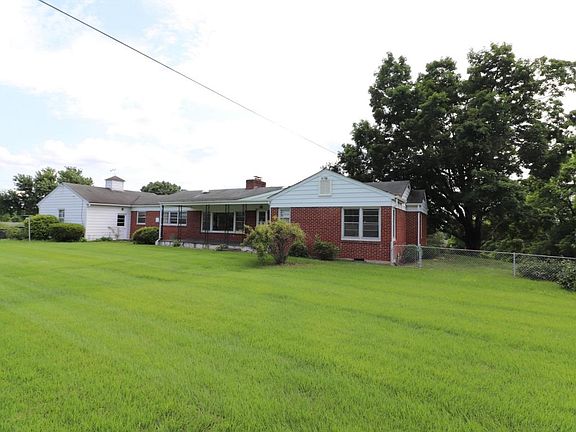 3rd image of 7021 Northway Dr