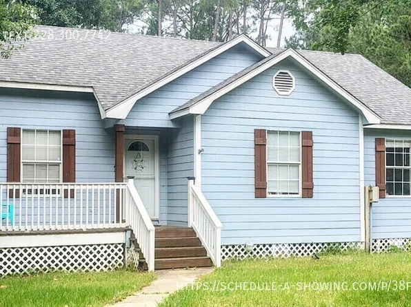1337 Gum St, Ocean Springs, MS 39564