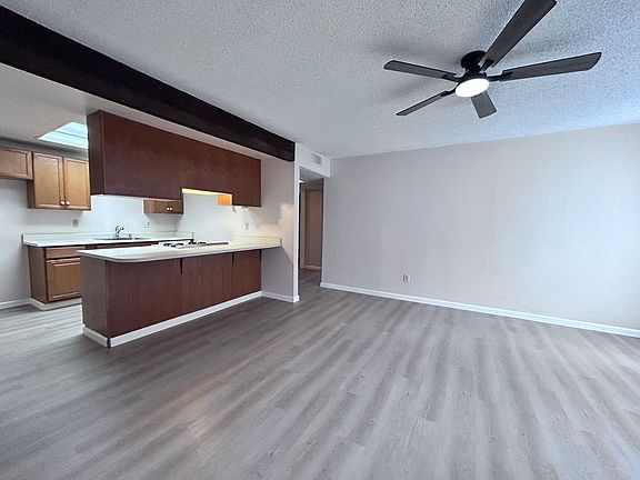 4th image of 5712-5714 Manzanita Ave