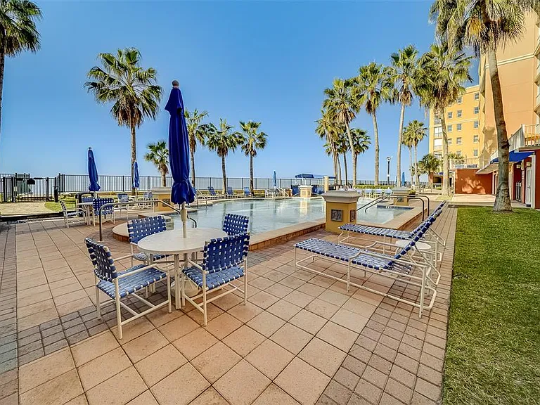 16550 Gulf Blvd #643 — Photo 48