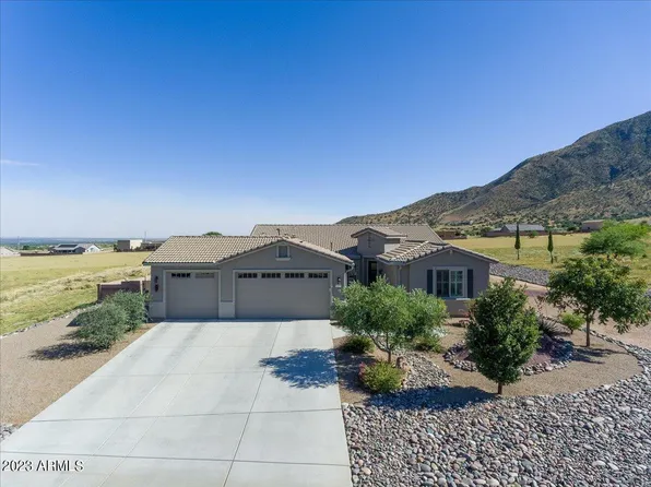 6577 E SADDLEHORN Circle, Hereford, AZ 85615