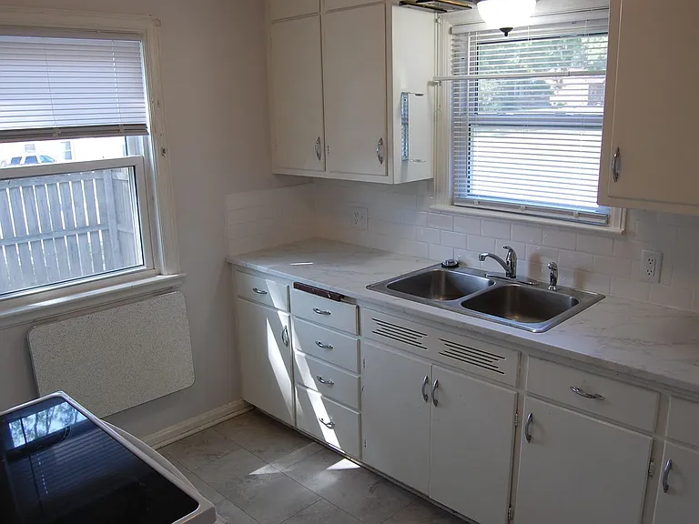 4501-4511 Witherbee Blvd — Photo 6