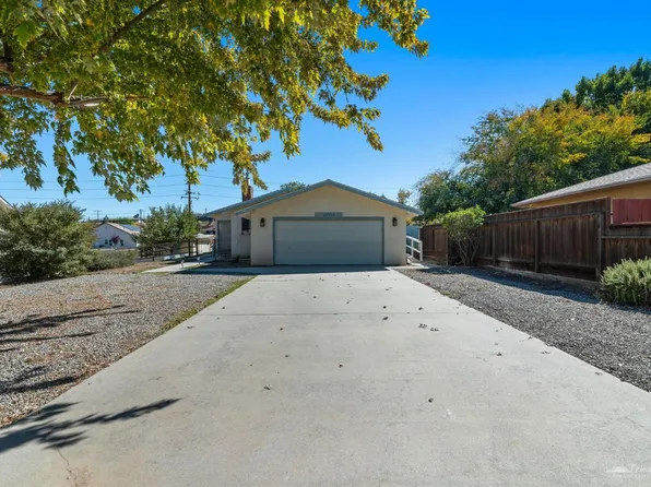 20824 Brentwood Dr, Tehachapi, CA 93561