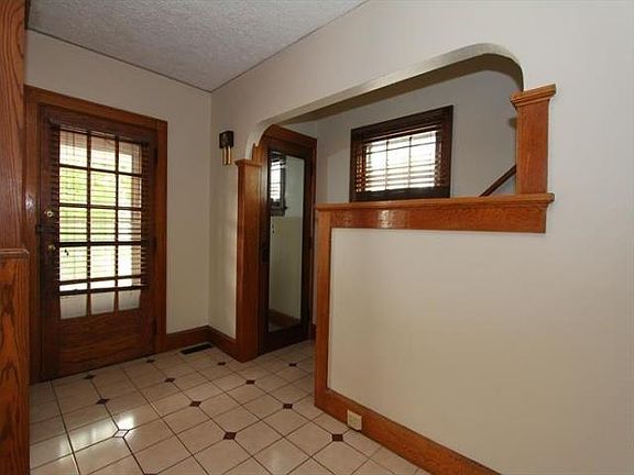 2nd image of 626 Hodapp Ave