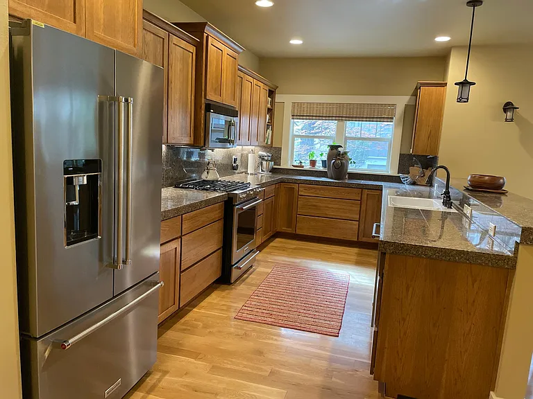 837 Yosemite Dr — Photo 10