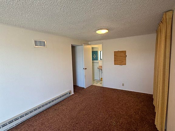 4th image of 1501 E 3rd Ave